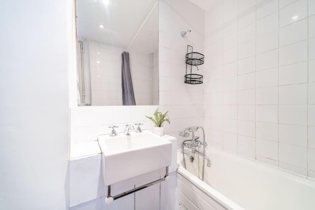 Beautiful One Bedroom Flat In Tavistock Place London Ngoại thất bức ảnh