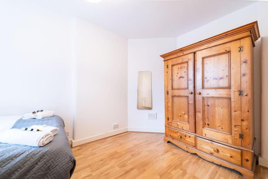 Beautiful One Bedroom Flat In Tavistock Place London Ngoại thất bức ảnh