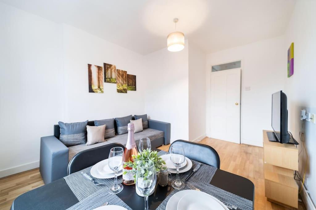 Beautiful One Bedroom Flat In Tavistock Place London Ngoại thất bức ảnh
